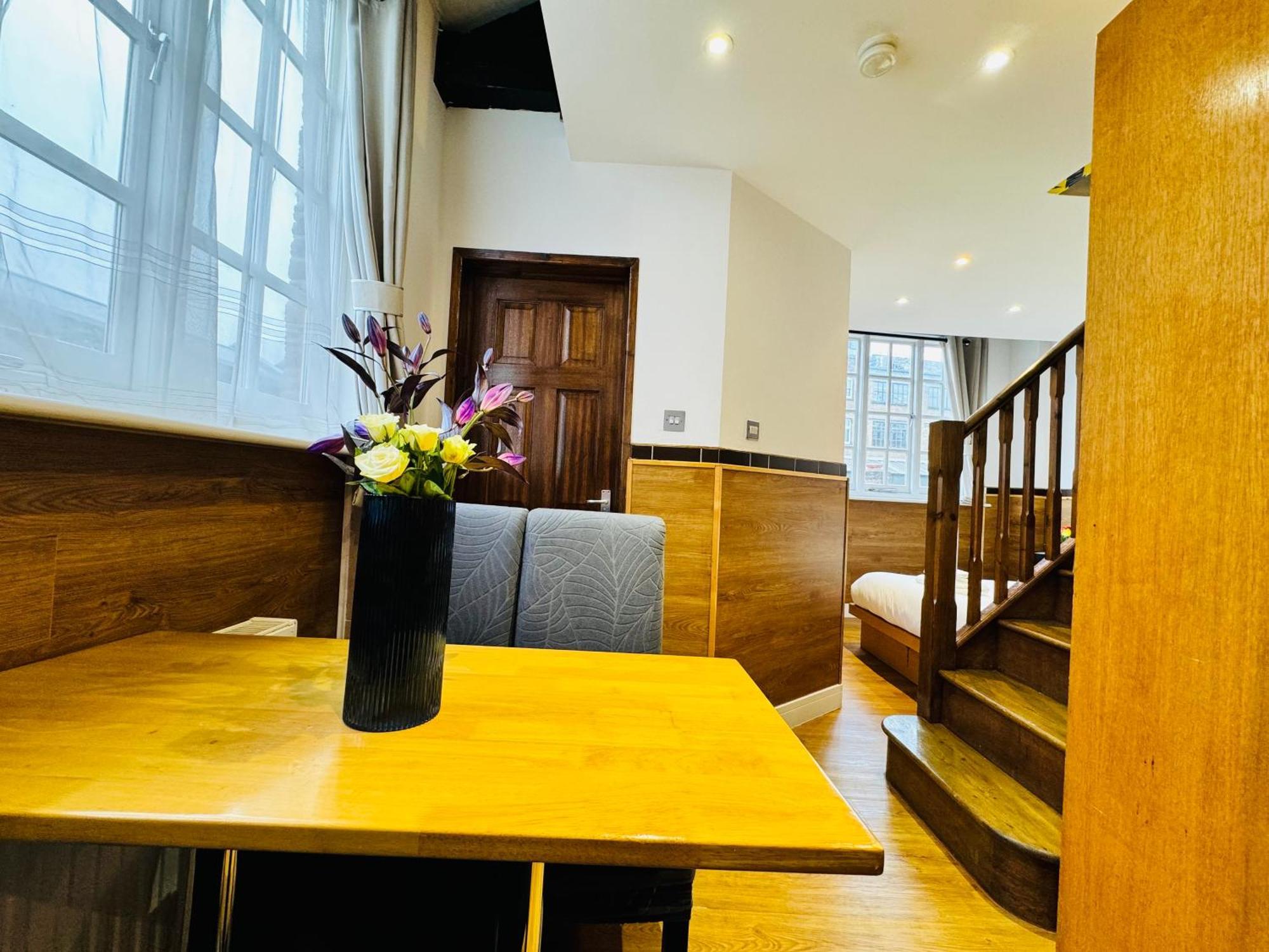 Berkley Apartments Лондон Екстериор снимка